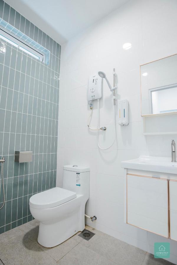 Jomstay Muji 19 & 7 Inn Ipoh Garden 8-10 Pax Luaran gambar