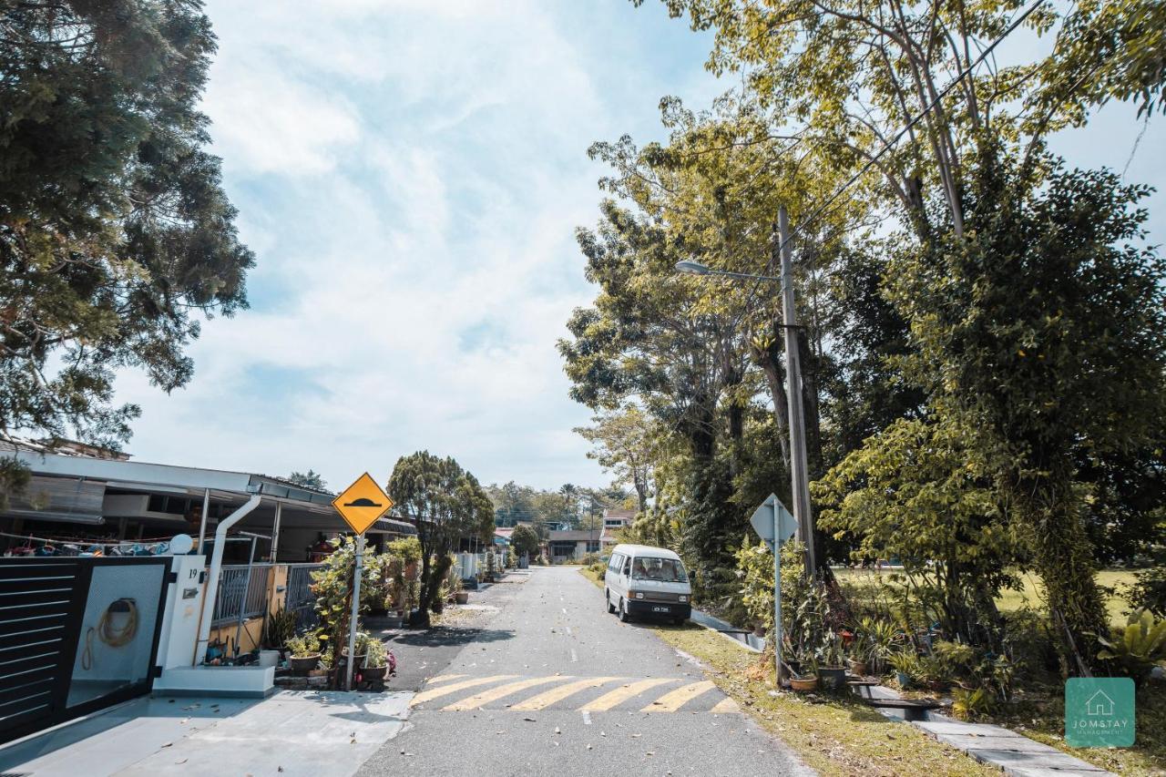 Jomstay Muji 19 & 7 Inn Ipoh Garden 8-10 Pax Luaran gambar